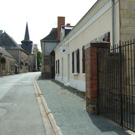 Les Escargots Bed and Breakfast Vauchrétien Exterior foto