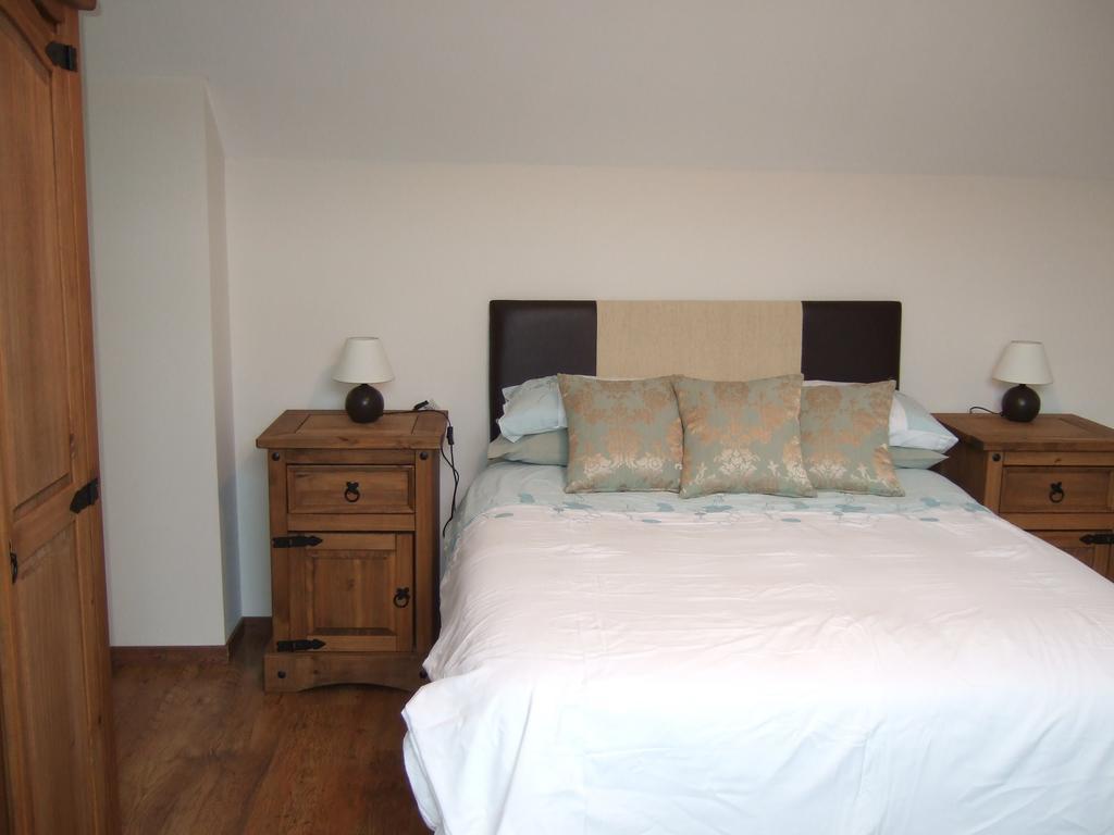 Les Escargots Bed and Breakfast Vauchrétien Habitación foto